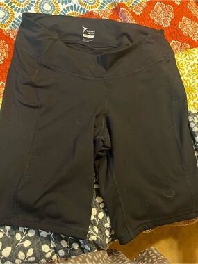 Old Navy Black High-Rise Bike Shorts